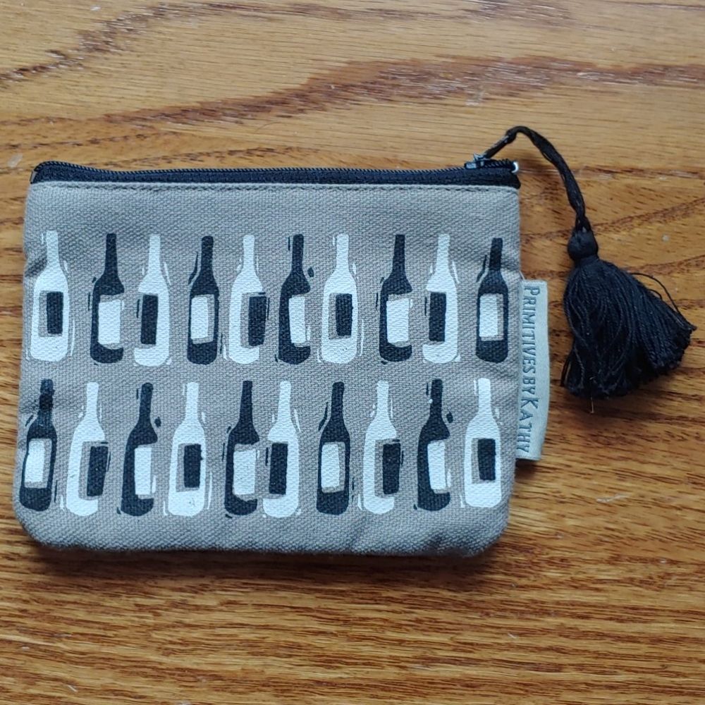 Coin Purse Primitives by Kathy